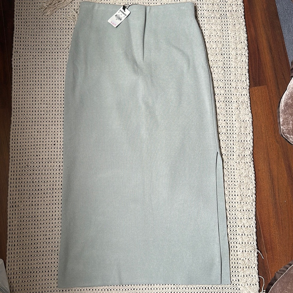 NWT Express High waisted Fabric Skirt